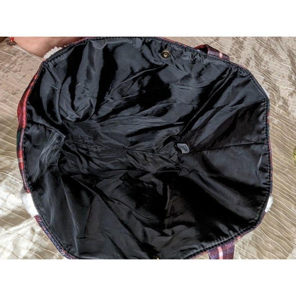 NWT Victoria's Secret Red Plaid Christmas Tote Bag. - Picture 9 of 9